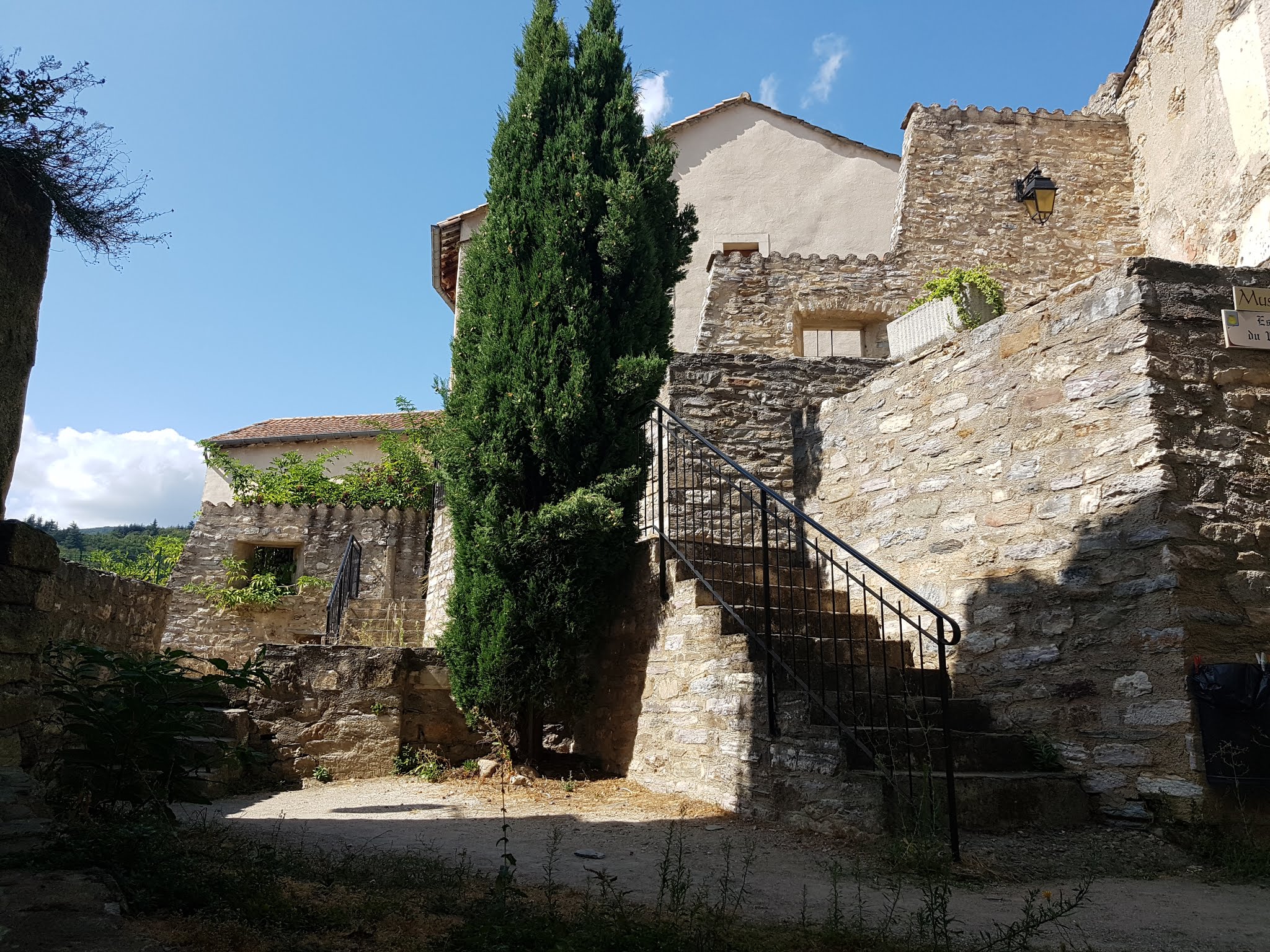 Photo n° 16 de l'avis de Canis.u fait le 02/09/2018 à 10:19