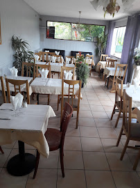 Atmosphère du Restaurant portugais Ferreira Dos Santos Alvaro à Palaiseau - n°1