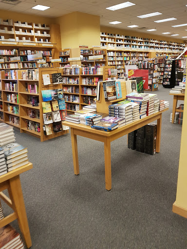 Book Store «Books-A-Million», reviews and photos, 116 Bangor Mall Blvd, Bangor, ME 04401, USA