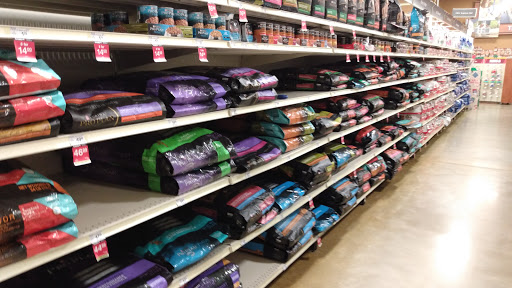 Pet Supply Store «PetSmart», reviews and photos, 10401 US-441, Leesburg, FL 34788, USA