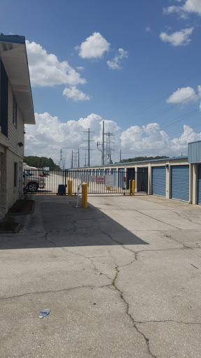 Self-Storage Facility «StorQuest Self Storage», reviews and photos, 3040 S Goldenrod Rd, Orlando, FL 32822, USA