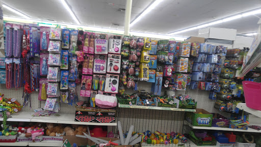 Dollar Store «Dollar Tree», reviews and photos, 111 Pleasant St, Attleboro, MA 02703, USA