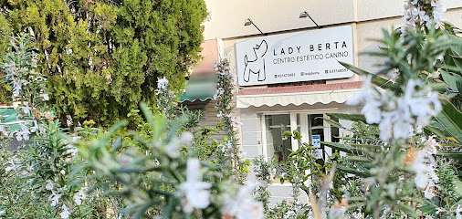 Lady Berta Centro Estético Canino - Servicios para mascota en Málaga