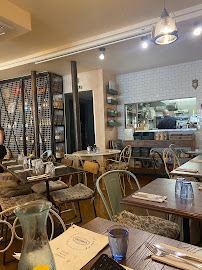 Atmosphère du Restaurant GEORGIA à Paris - n°10