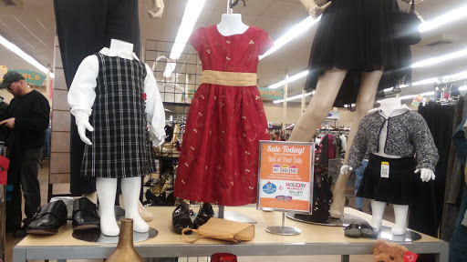 Thrift Store «Thrift Town», reviews and photos, 6328 Fair Oaks Blvd, Carmichael, CA 95608, USA