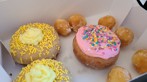 Donut Shop «Yummy Donuts», reviews and photos, 4355 Lovers Ln, Dallas, TX 75225, USA
