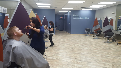 Hair Salon «Great Clips», reviews and photos, 2862 David Walker Dr, Eustis, FL 32726, USA