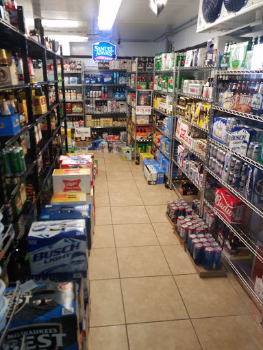 Liquor Store «Huckleberry Liquor Beer & Wine Store», reviews and photos, 2872 Washtenaw Ave, Ypsilanti, MI 48197, USA