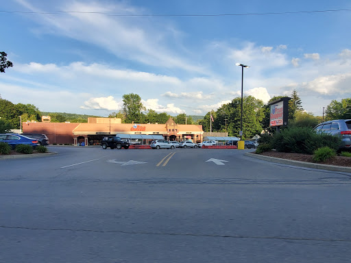 Supermarket «Price Chopper», reviews and photos, 113 Chestnut St, Cooperstown, NY 13326, USA