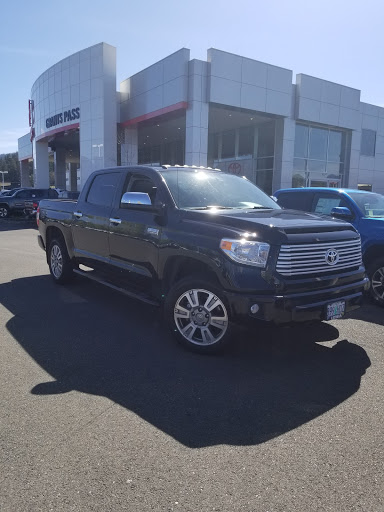 Car Dealer «Grants Pass Toyota», reviews and photos, 375 Redwood Hwy, Grants Pass, OR 97527, USA