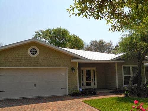 Roofing Contractor «Whitrock Associates Inc», reviews and photos, 108 Eglin Pkwy SE, Fort Walton Beach, FL 32548, USA