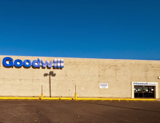 Thrift Store «Goodwill of North Georgia: Smyrna Store, Career Center, and Donation Center», reviews and photos