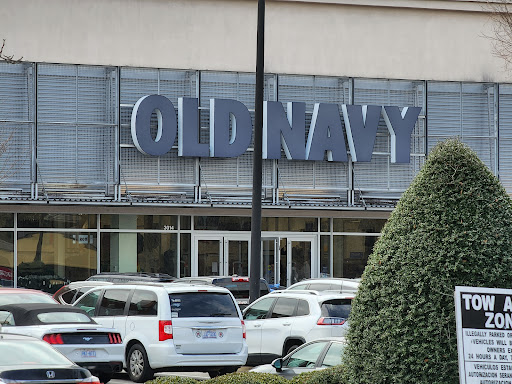 Shopping Mall «Crabtree Valley Mall», reviews and photos, 4325 Glenwood Ave, Raleigh, NC 27612, USA