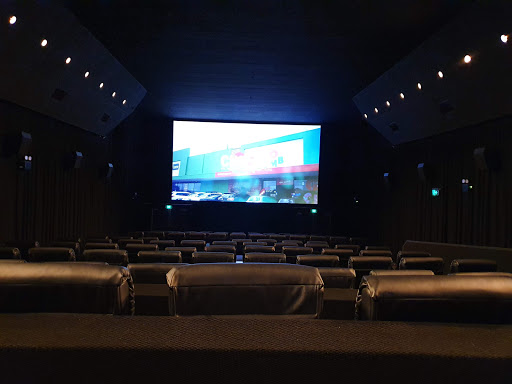 Family theaters in Melbourne