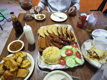 Restaurant Maviri - Av. Ejército Nacional 5765, Real de Las Torres, 32528 Cd Juárez, Chih., Mexico