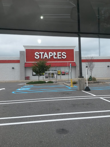 Staples, 300 N Main St, Forked River, NJ 08731, USA, 