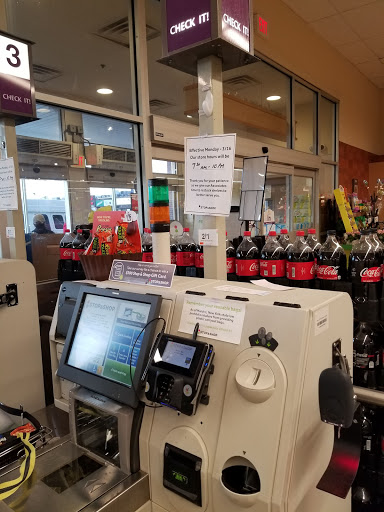 Grocery Store «Stop & Shop», reviews and photos, 31-06 Farrington St, Flushing, NY 11354, USA