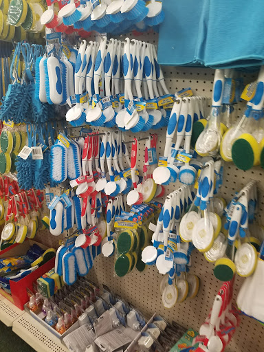Dollar Store «Dollar Tree», reviews and photos, 35 Talcottville Rd #26, Vernon, CT 06066, USA