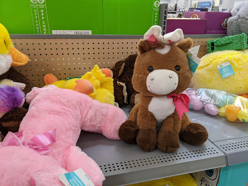 Department Store «Walmart Supercenter», reviews and photos, 7235 Market Pl Dr, Aurora, OH 44202, USA