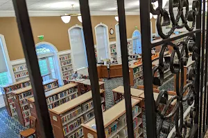 The Smithtown Library - Smithtown Building image