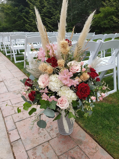 Florist «Crystals Flowers & Gifts», reviews and photos, 17314 Pacific Ave S, Spanaway, WA 98387, USA