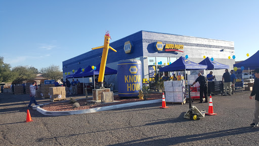 Auto Parts Store «NAPA Auto Parts - Genuine Parts Company», reviews and photos, 7622 W Indian School Rd, Phoenix, AZ 85033, USA