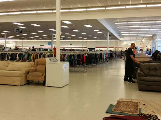 Thrift Store «Carolina Value Village», reviews and photos, 5700 E Independence Blvd, Charlotte, NC 28212, USA