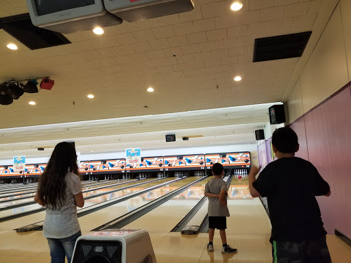 Bowling Alley «Garden Palace», reviews and photos, 42 Lakeview Ave, Clifton, NJ 07011, USA