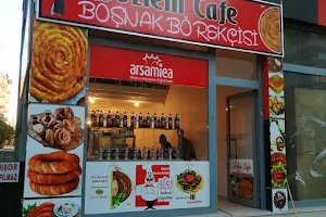 Özlem cafe(arsemia cigkofte&boşnak böreği) image