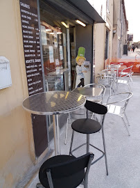 Atmosphère du Snack Saladerie Restaurant - TURBO à Nîmes - n°2