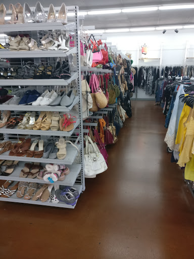 Thrift Store «Goodwill Store & Donation Center», reviews and photos, 849 S Tustin St, Orange, CA 92866, USA