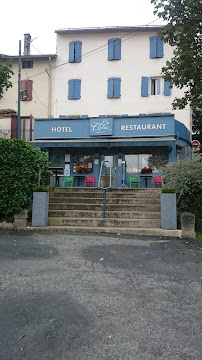 Extérieur du Hotel Restaurant à LACAUNE-LES-BAINS - A La Maison - n°12