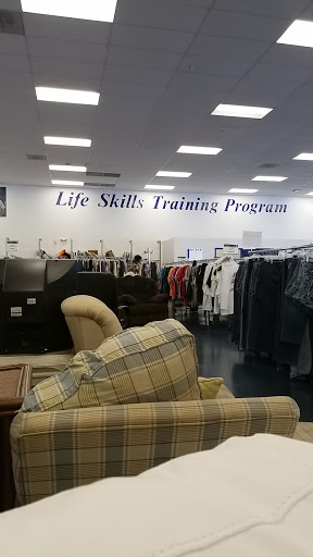 Thrift Store «Goodwill West Palm Beach/Gulfstream Super Store & Donation Center», reviews and photos