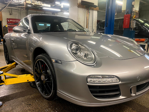 Auto Repair Shop «Drive European», reviews and photos, 30 Hillwood Ave, Falls Church, VA 22046, USA