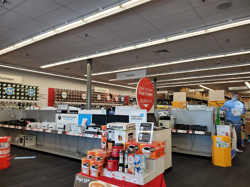 Office Supply Store «Staples», reviews and photos, 9480 Main Street, Fairfax, VA 22031, USA