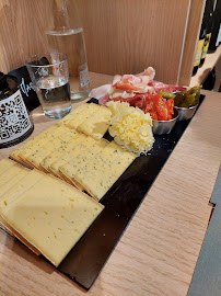 Fabrication du fromage du Restaurant L'Épicier Grand Cru à Strasbourg - n°2