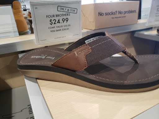 Shoe Store «DSW Designer Shoe Warehouse», reviews and photos, 8506 E 71st St, Tulsa, OK 74133, USA