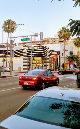 Cosmetics Store «SEPHORA», reviews and photos, 270 N Beverly Dr, Beverly Hills, CA 90210, USA