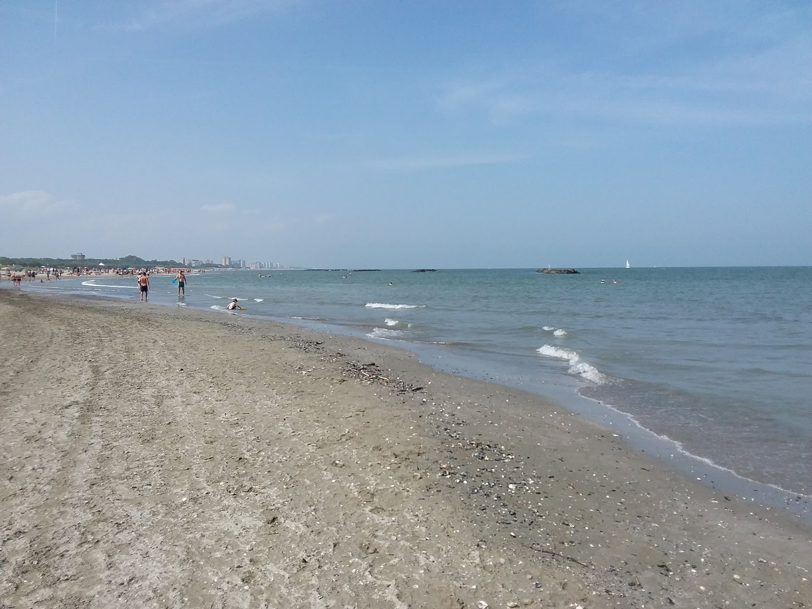 Foto di Spiaggia di Porto Garibaldi e l'insediamento