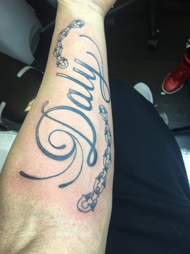 Tattoo Shop «Saints and Sinners Atl», reviews and photos, 1002 Duluth Hwy, Lawrenceville, GA 30043, USA