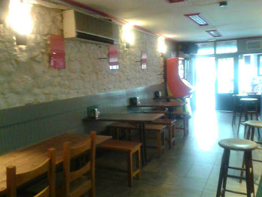 Bar Urrestilla - Hidalga Kalea, 2, 20540 Eskoriatza, Gipuzkoa, España