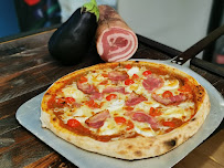 Photos du propriétaire du Pizzeria Pizza De Crussol-Pizzas artisanales à emporter à Saint-Péray - n°10