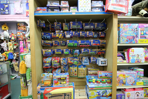 Toy Store «Happy Hippo Toys», reviews and photos, 201 Kings Hwy E, Haddonfield, NJ 08033, USA