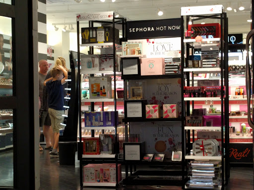 Cosmetics Store «SEPHORA», reviews and photos, 912 Brandon Town Center Dr, Brandon, FL 33511, USA