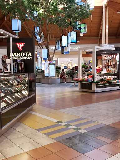 Shopping Mall «Louis Joliet Mall», reviews and photos, 3340 Mall Loop Dr, Joliet, IL 60431, USA