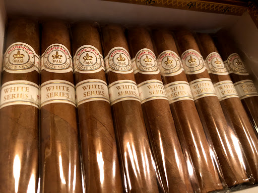 Tobacco Shop «Elite Smoke Shop», reviews and photos, 8250 W 3rd St, Los Angeles, CA 90048, USA