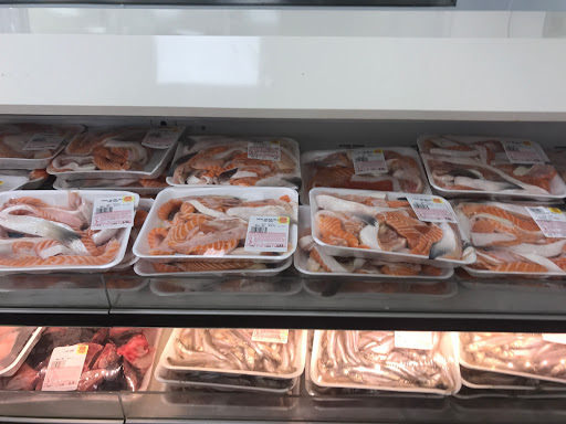 Grocery Store «R-N Market», reviews and photos, 6670 N Cedar Ave, Fresno, CA 93710, USA