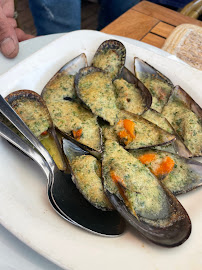 Huîtres Rockefeller du Restaurant de spécialités à base de poisson-pêcheur Au Doyen à Marseille4:00PM - n°4