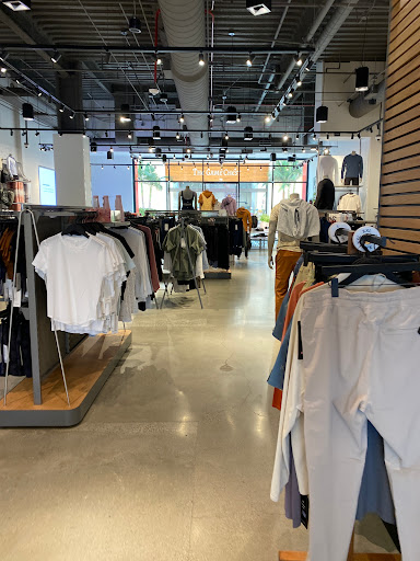 Sportswear Store «lululemon», reviews and photos, 750 Spectrum Center Dr, Irvine, CA 92618, USA