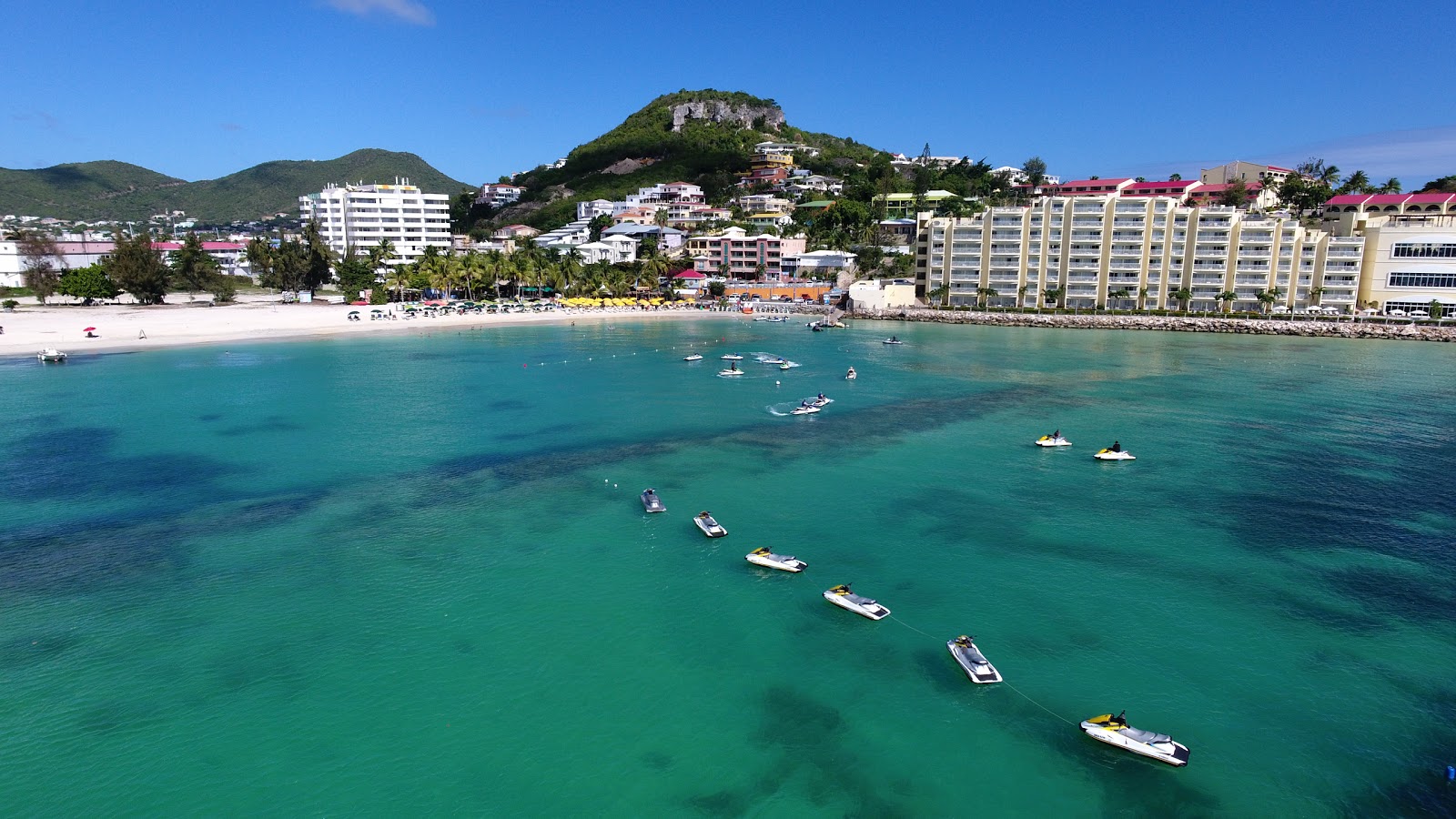 Foto de Kim Sha beach con cala pequeña